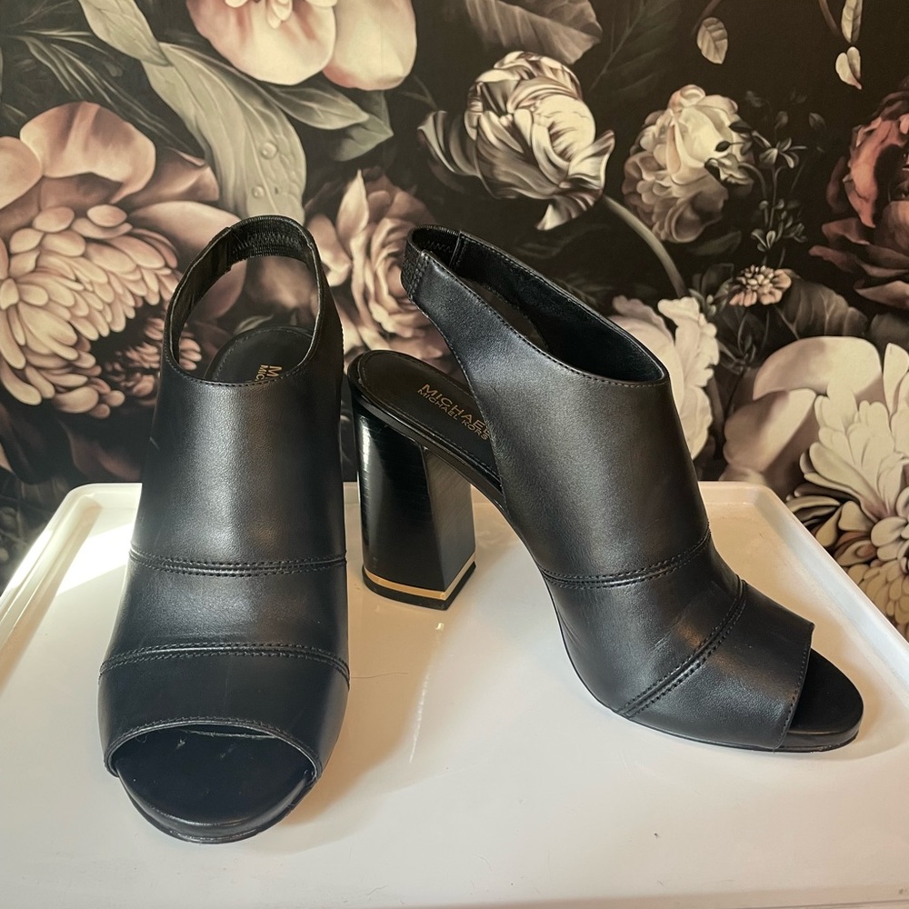 Michael Kors Anise Open Toe slingback